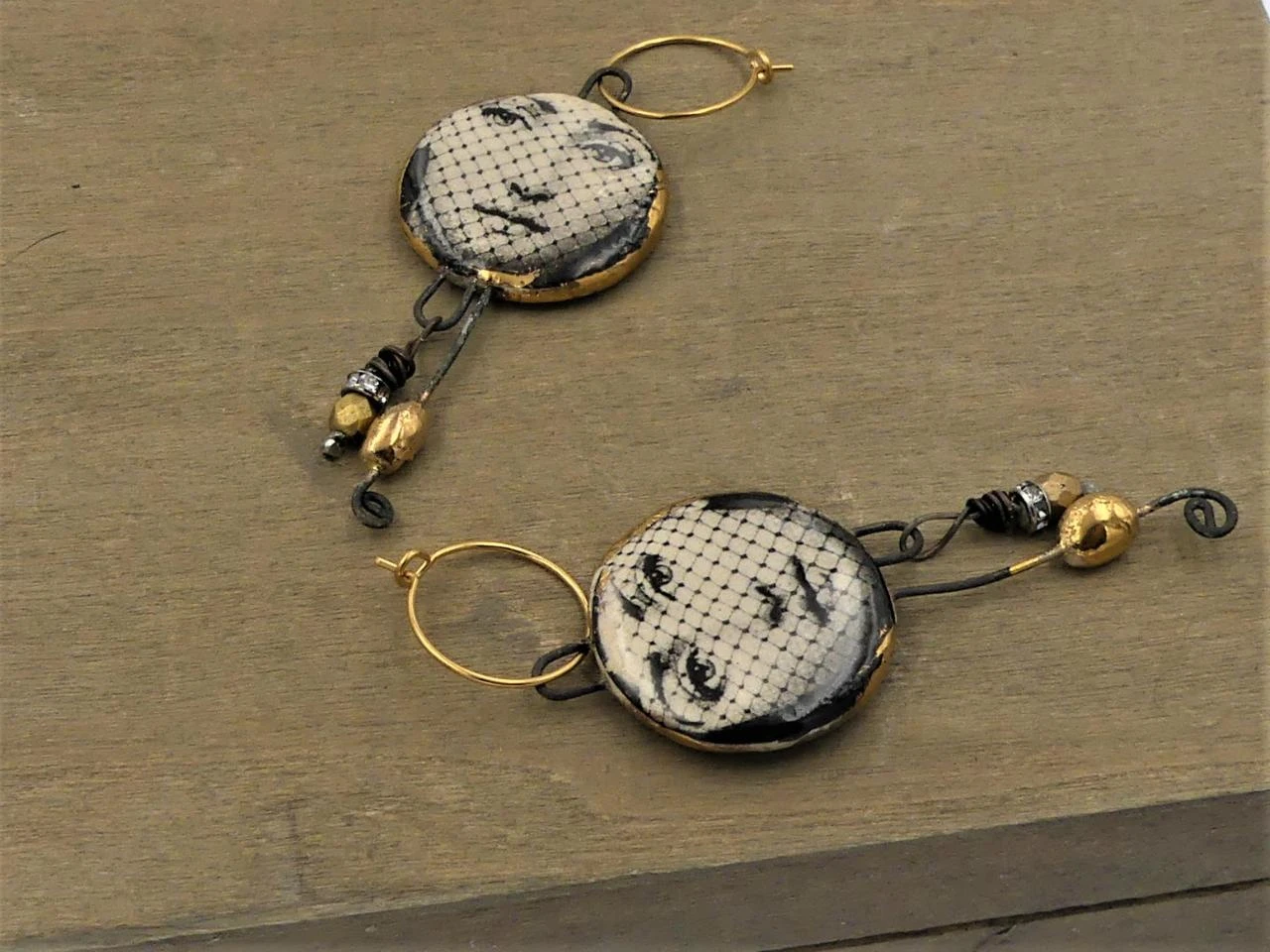 Pendientes originales, hechas a mano, cerámica, disco con strass – photo 2